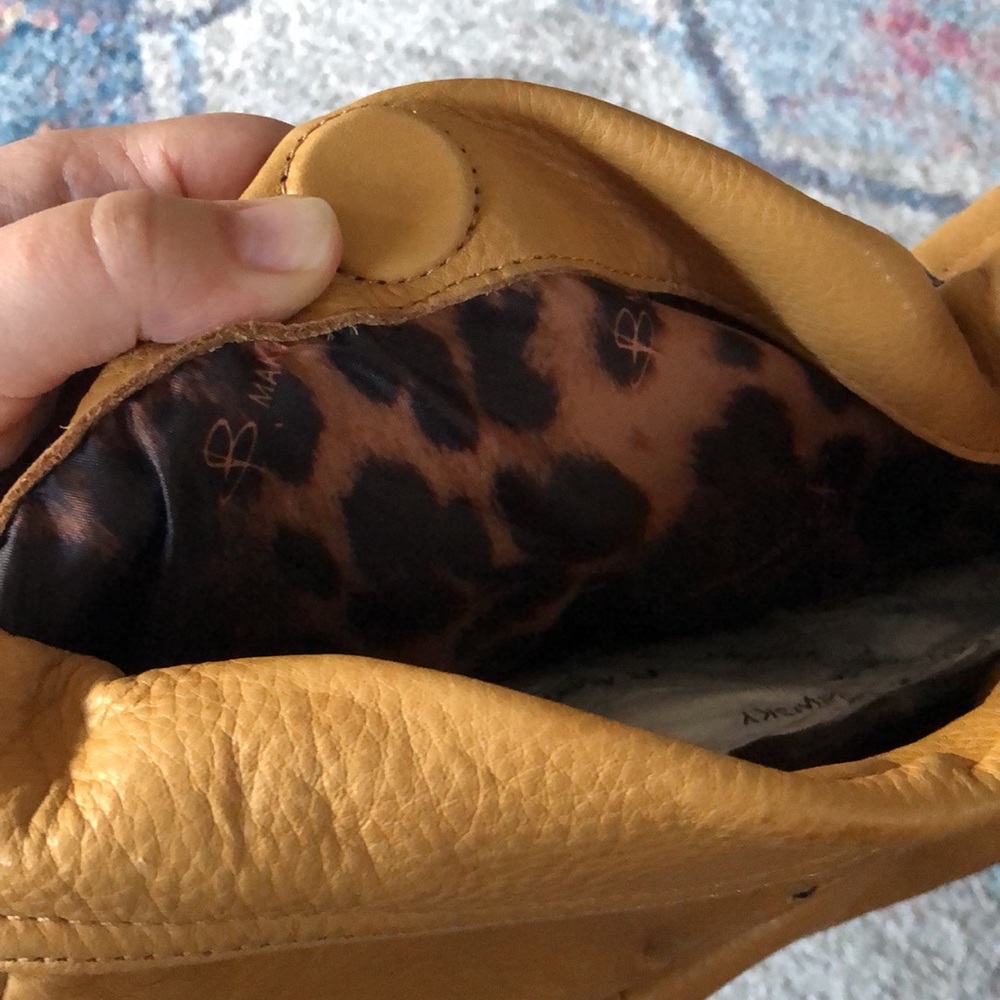 B. Makowsky Purse - Picture 7 of 11